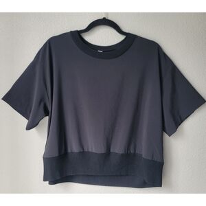 Athleta Zephyr Lightweight Oversized Boxy Cropped Tee Size Medium Color Black